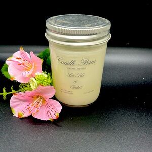 Soy wax candle, hand-poured. Sea Salt & Orchid.